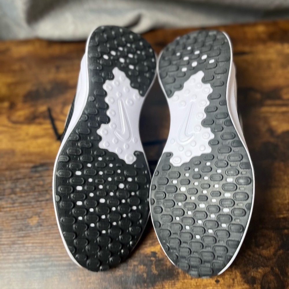 Adidas - Picture 11 of 11